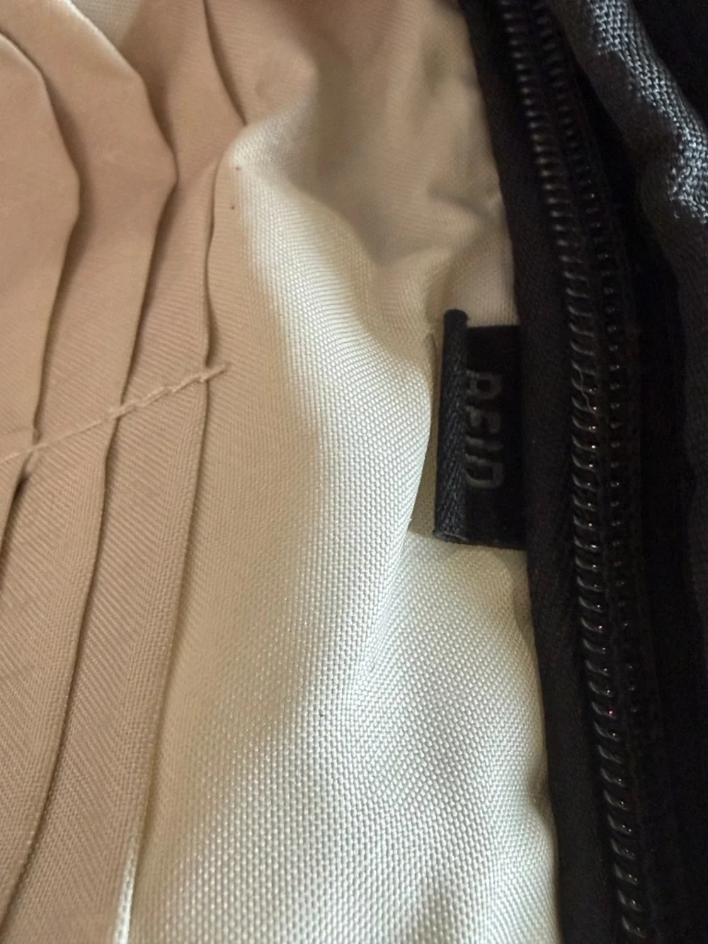 Samsonite 100012-001 - Executive Computer Black Work Office Backpack